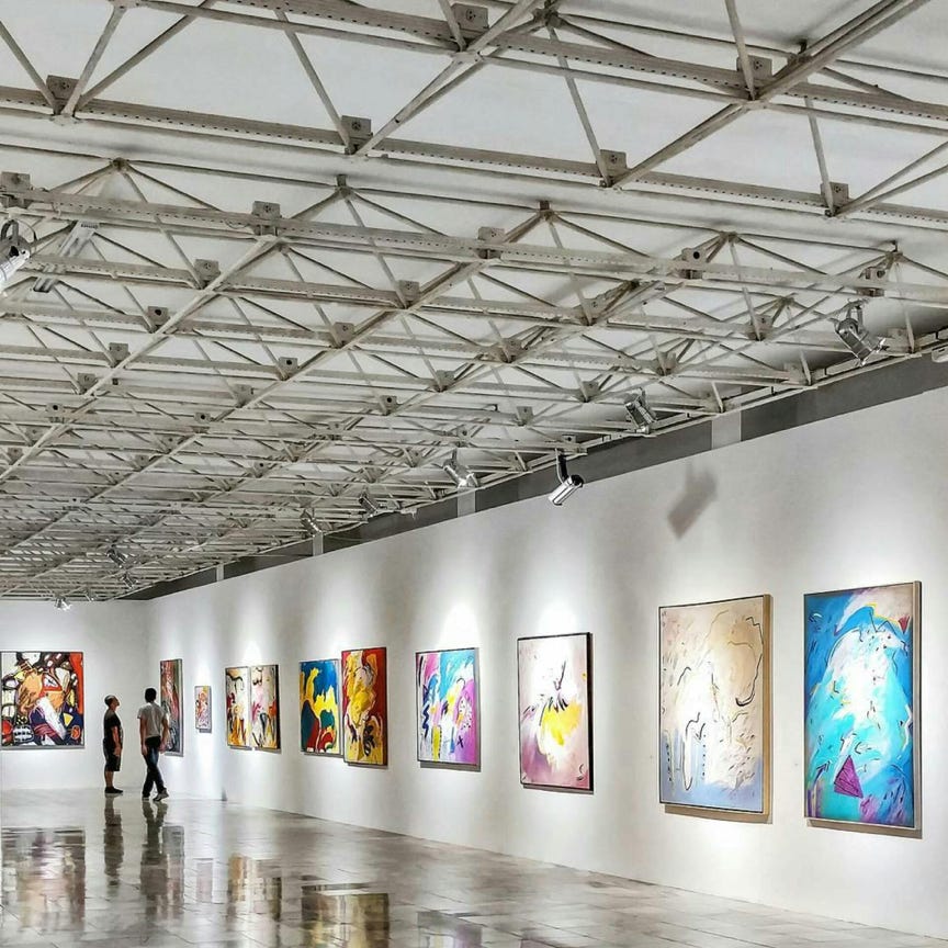Arts Colorés Accroché Au Mur