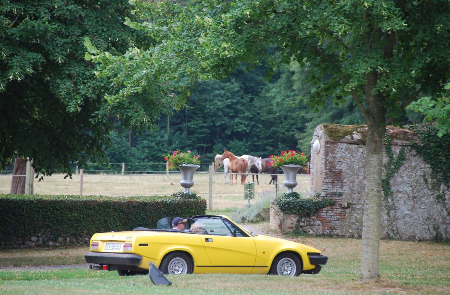 Pour vous rendre au Château d'Argeronne depuis Caen, Le Havre, Rouen. Votre lieu pour vos séminaires, mariage, réunion, pour un week-end en chambres d'hôtes, ou encore profitez de la pension pour chevaux